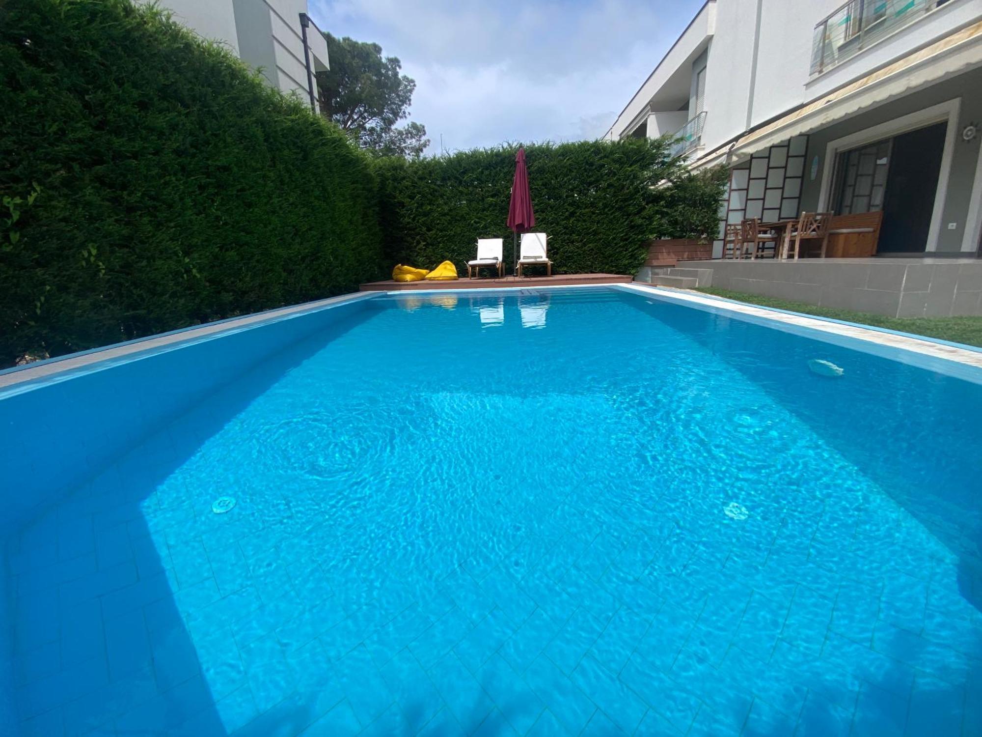 With Private Pool Willa *